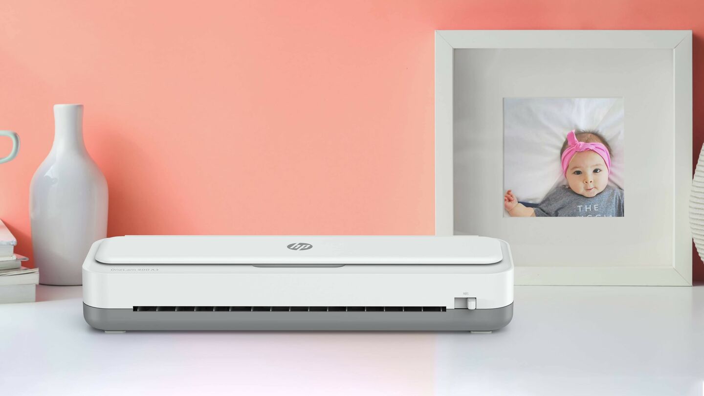 Laminator HP OneLam 400 A3 in room/GO Europe