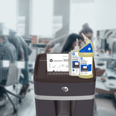 Aktenvernichter Öl 120 ml und 400 ml mit Ölpapier auf Aktenvernichter mit Hintergrund/GO Europe